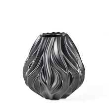 Load image into Gallery viewer, Morso Flame Vase Black
